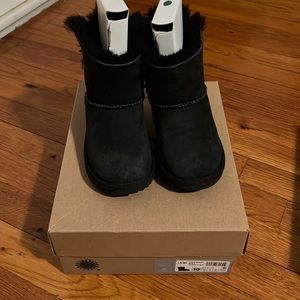 UGG Mini Bailey Bow II